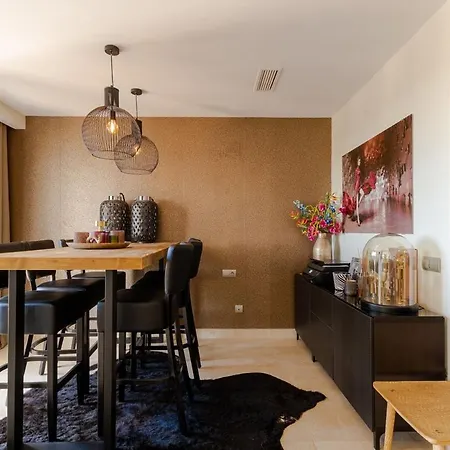 Apartment High-end Luxury With Views And Golf